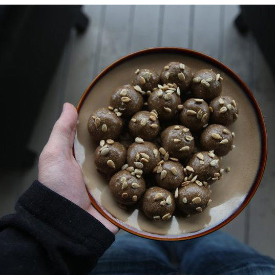 ROASTED SUNFLOWER PROTEIN POWER BALLS